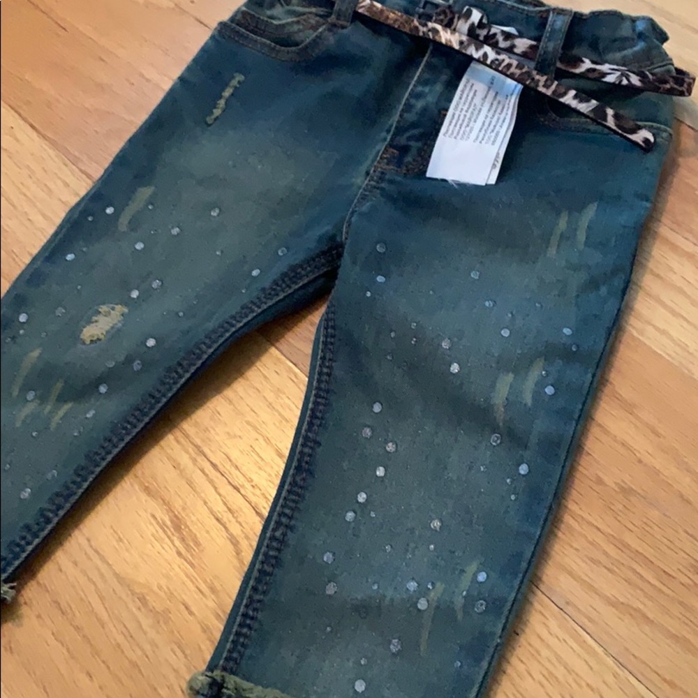 🆕 jeans - Picture 2 of 3